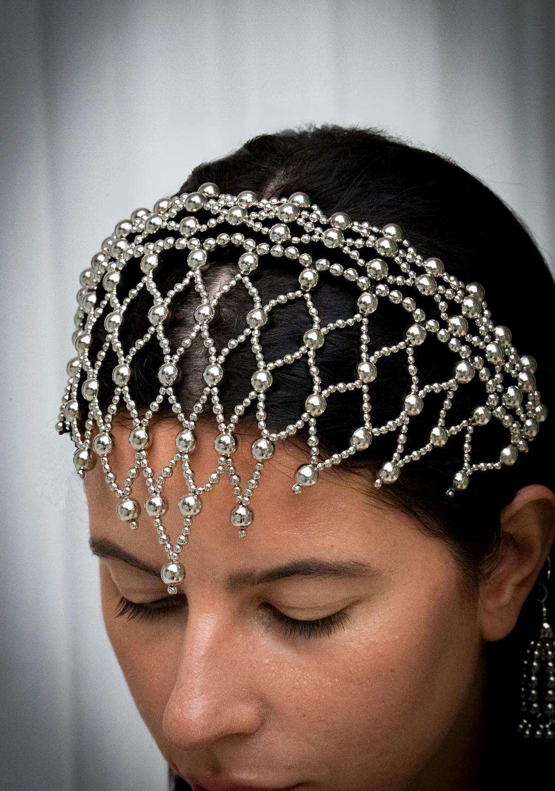 Freja Head Band in Silver Closeup