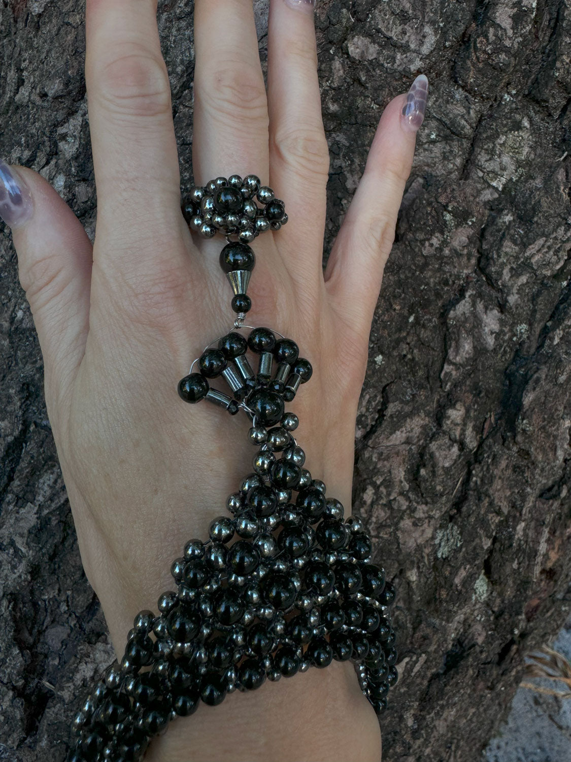 Mata Hari Ring & Hand Jewelry, Jet Black